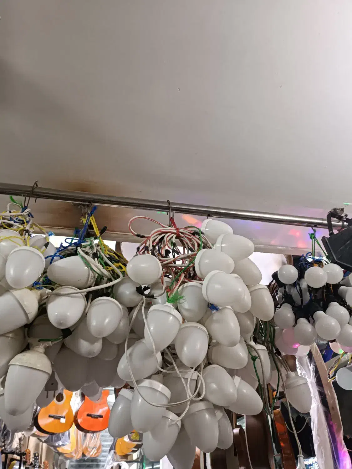 اجاره ریسه لامپ