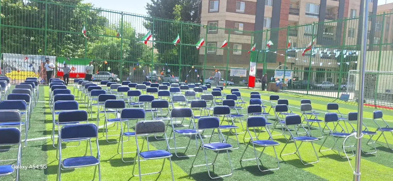 اجاره صندلی تاشو مخمل